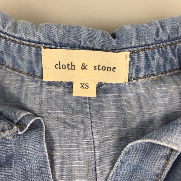 Anthropologie Cloth & Stone Chambray Button Top XS - Picture 2 of 6